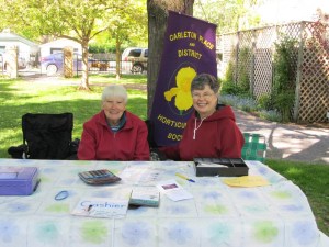 plant_sale_may_2015_photo1