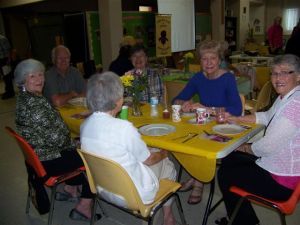 pot_luck_may_2015_pic1